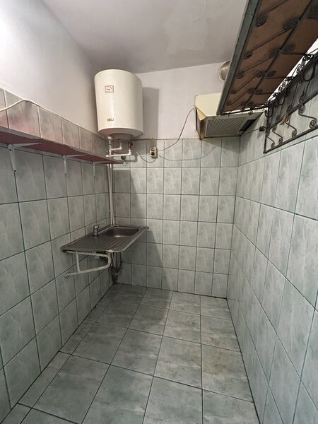Berceni, Metalurgiei, metrou Dimitrie Leonida
